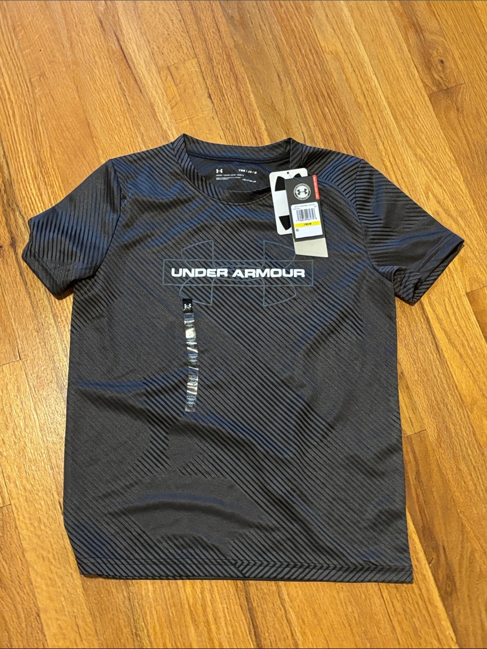 😀3 for $20😀 Youth medium Under Armour Black Logo Athletic Tee